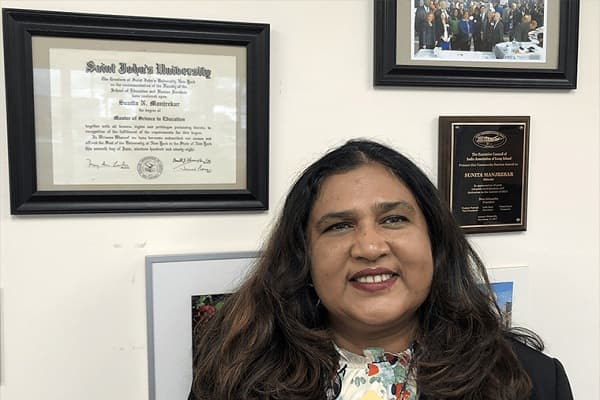 सुनीता मांजरेकर को सेंट जॉन्स यूनिवर्सिटी द्वारा 13वें वार्षिक लीडर्स इन एजुकेशन अवार्ड्स डिनर (LEAD) में सम्मानित किया जाएगा।