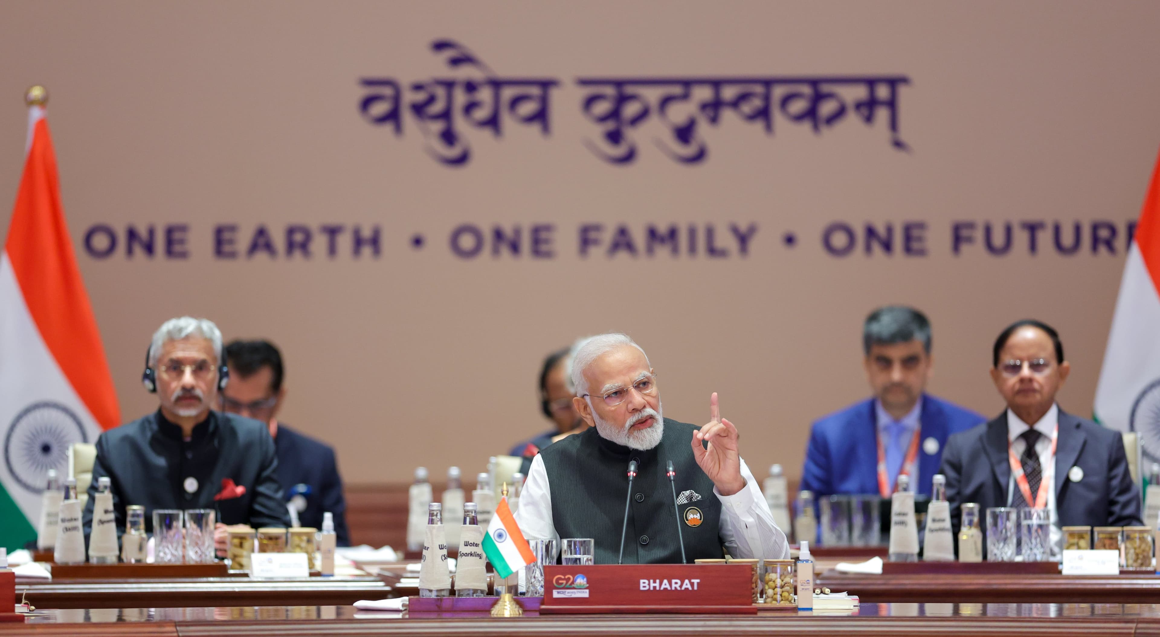 प्रधानमंत्री मोदी के तीसरे कार्यकाल के लिए जीतने पर तरार ने कहा कि मोदी का नेतृत्व सिर्फ भारत के लिए ही नहीं, बल्कि पाकिस्तान के लिए भी अच्छा है।