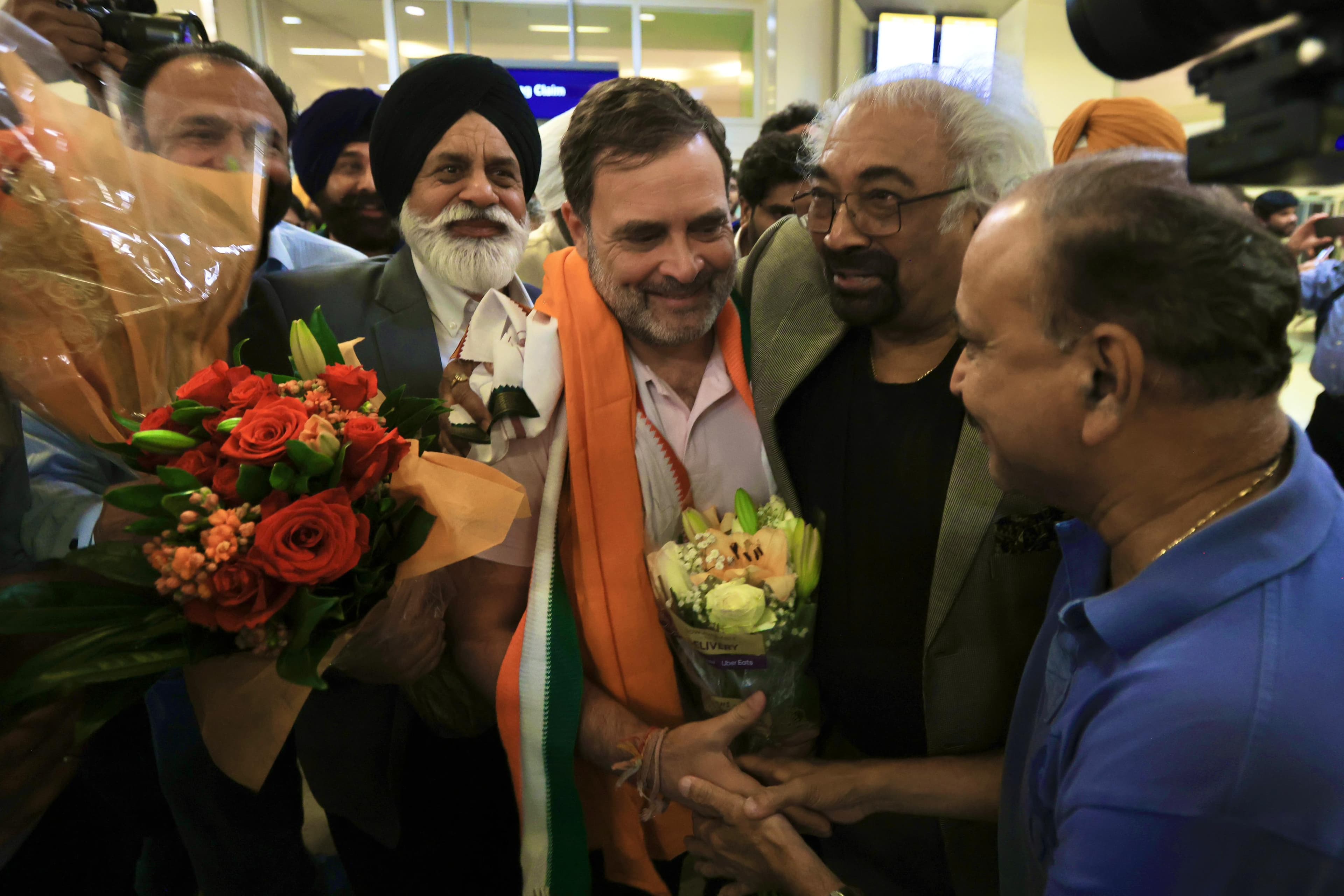 Rahul Gandhi greeted by Indian Overseas Congress Members on his arrival in Dallas, Texas.