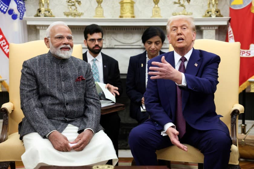 इस साल 13 फरवरी को अमेरिका के राष्ट्रपति डोनाल्ड ट्रम्प ने व्हाइट हाउस में भारतीय प्रधानमंत्री नरेंद्र मोदी से मुलाकात की थी।
