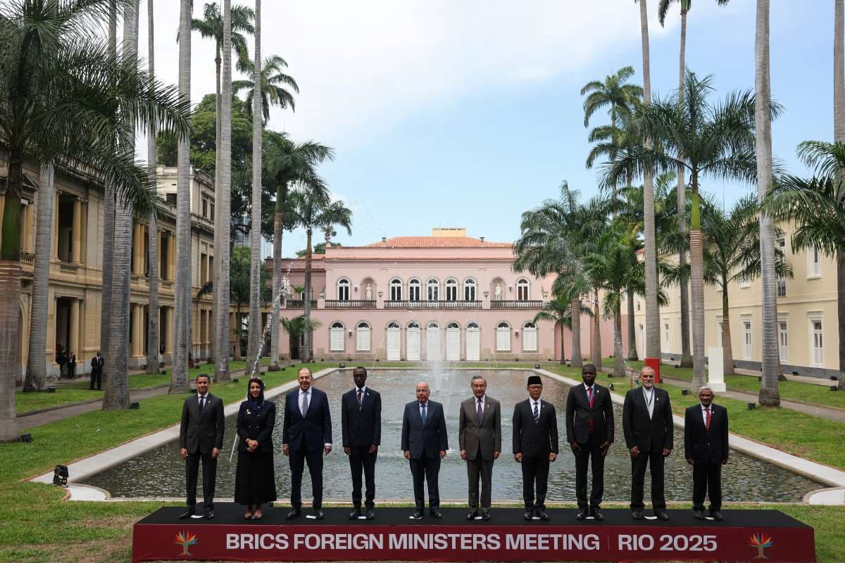 Ragui El-Etreby, Assistant Minister for Multilateral International and Regional Economic Affairs of Egypt, UAE Deputy Prime Minister and Minister of Interior and Reem bint Ebrahim Al Hashimy , Russian Foreign Minister Sergei Lavrov , Ethiopian Foreign Minister Gedion Timothewos, Brazilian Foreign Minister Mauro Vieira, Chinese Foreign Minister Wang Yi, Indonesian Foreign Minister Sugiono, South African Minister of International Relations and Cooperation Ronald Lamola, Iranian Deputy Foreign Mini