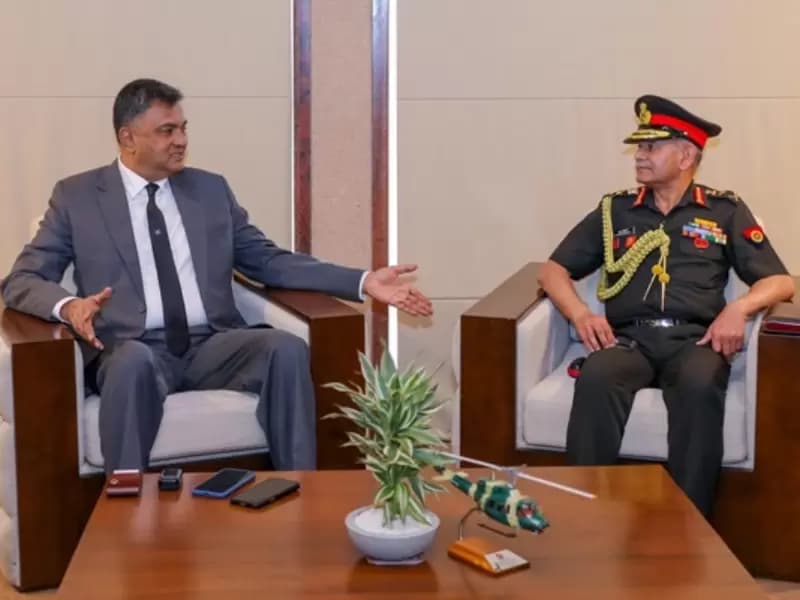 भारतीय सेना प्रमुख जनरल उपेंद्र द्विवेदी की श्रीलंका यात्रा का यह दूसरा और अंतिम दिन है।