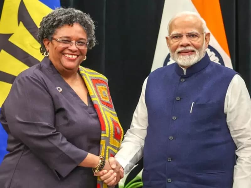 प्रधानमंत्री नरेंद्र मोदी ने बुधवार, 20 नवंबर, 2024 को जॉर्जटाउन, गुयाना में बारबाडोस की प्रधानमंत्री मिया अमोर मोटली के साथ द्विपक्षीय बैठक की।