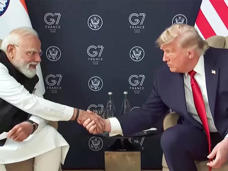 ફ્રાન્સના એવિયન ખાતે G7 સમિટમાં વડાપ્રધાન નરેન્દ્ર મોદી અને અમેરિકાના રાષ્ટ્રપતિ ડોનાલ્ડ ટ્રમ્પ.(File Photo)