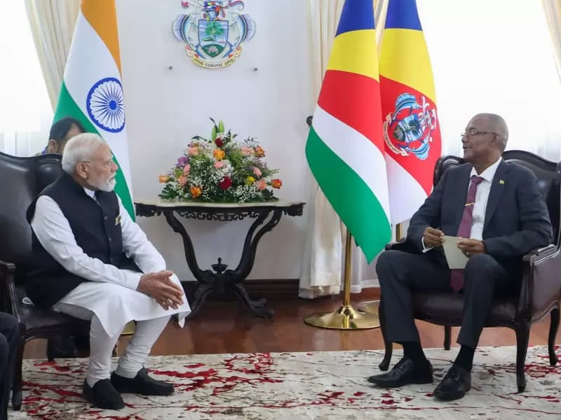 Prime Minister Narendra Modi and Seychelles President Patrick Herminie