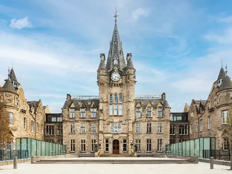 The University of Edinburgh has established the Dr APJ Abdul Kalam Meritorious Award to recognize outstanding Indian postgraduate students.